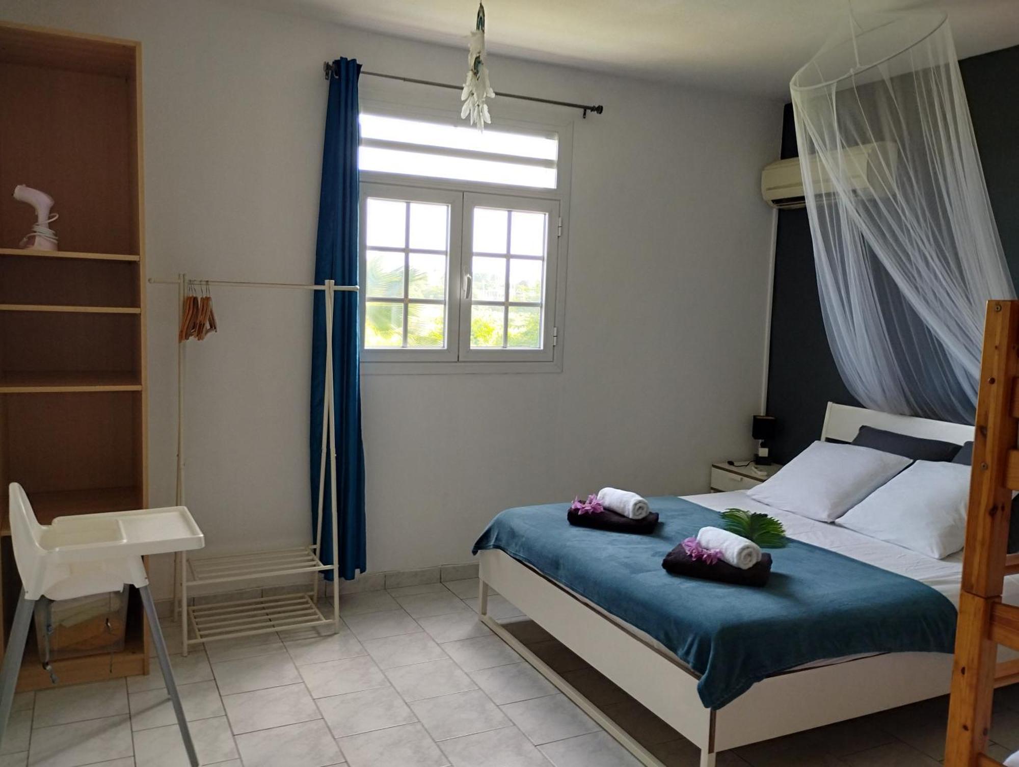 T2 Jardin Clos Les Nids De La Colline Saint-Francois  Exterior foto